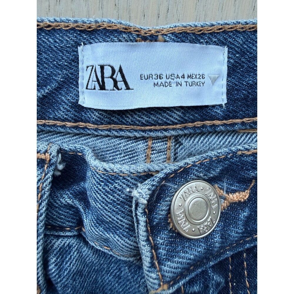 ZARA High Rise Wide Leg Jeans Women’s US 4 32" Inseam Blue Raw Hem Denim - Picture 5 of 5